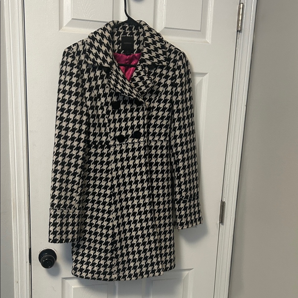 Express Black and White Houndstooth Pea Coat